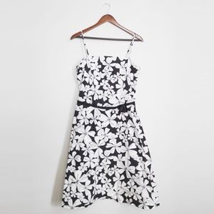 NY&Co: chic dress: b/w floral